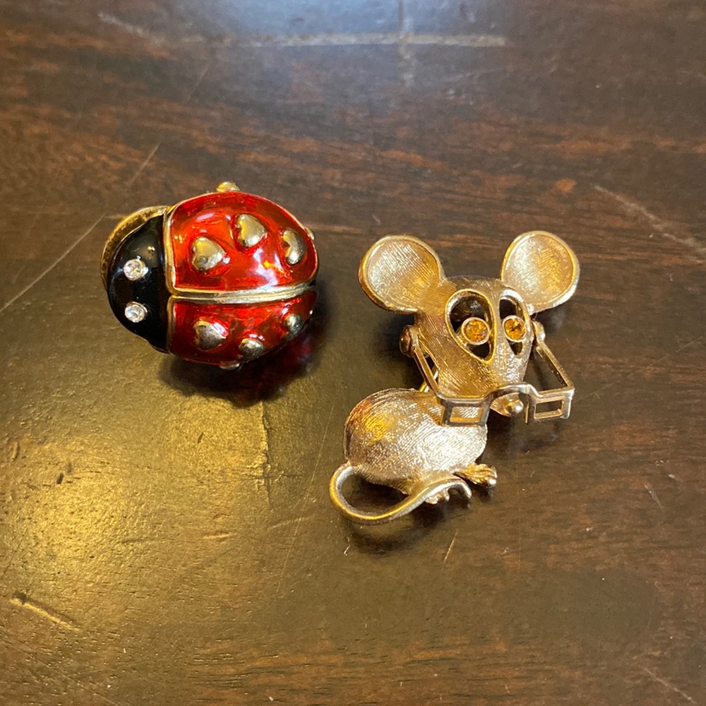 Two Avon Mini Creature Pins -Mouse & Ladybug